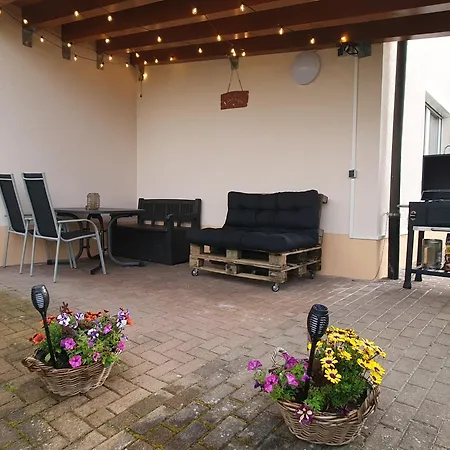 Schwarzwaldtraum Mit Gemütlicher Grill-lounge *